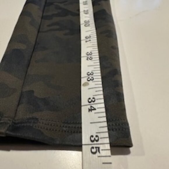 Spanx Camo Leggings – High Rise Sculpting Activewear. Size S - Picture 8 of 8